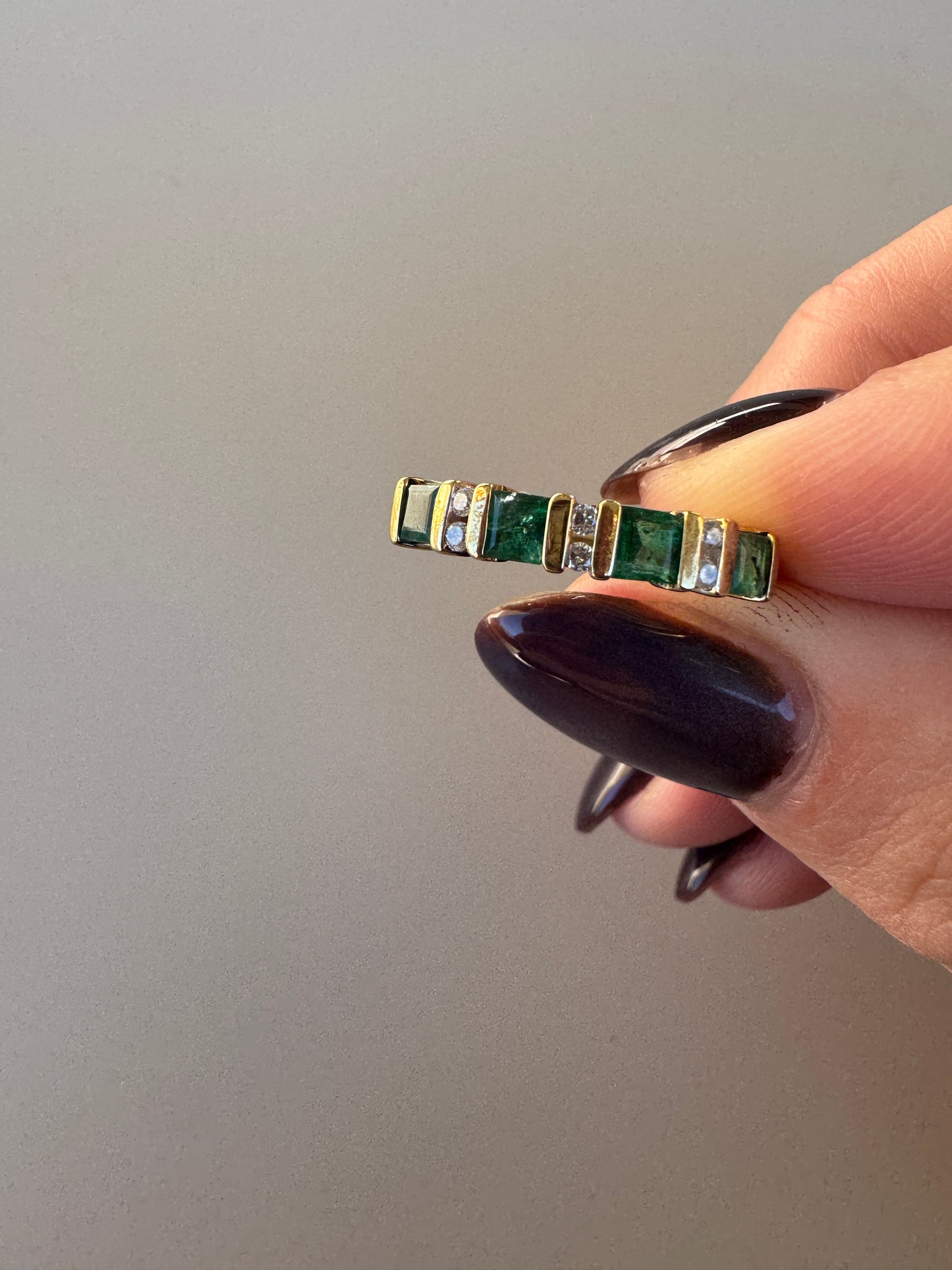vintage 10k yellow gold emerald & diamond ring