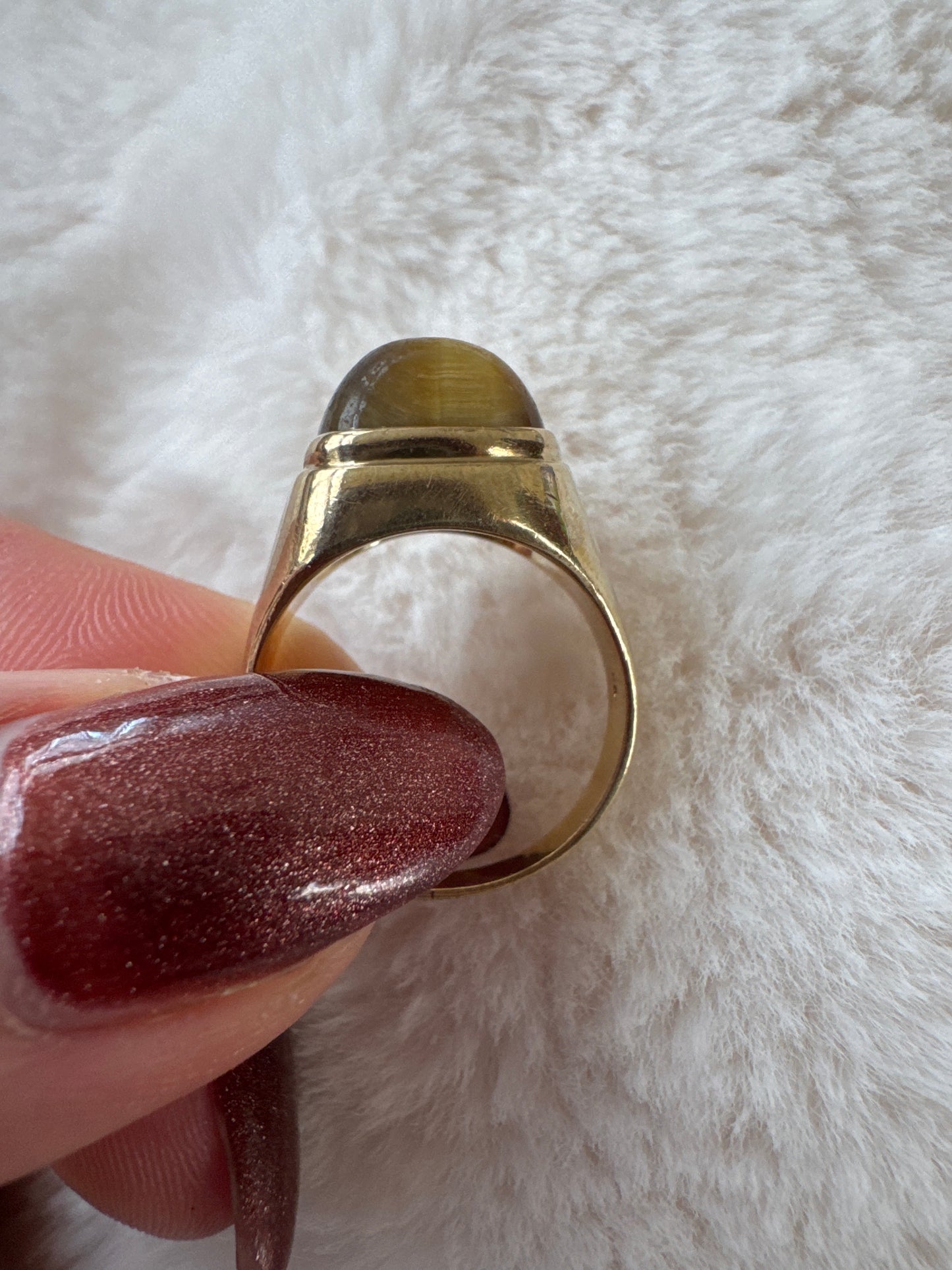 heavy vintage 14k yellow gold tiger’s eye signet ring