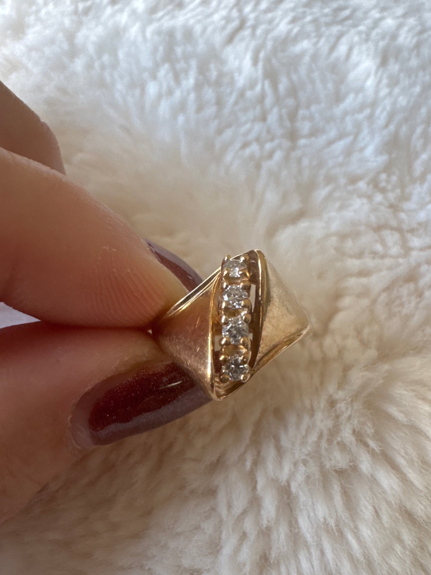 vintage 14k yellow gold 4 diamond ring