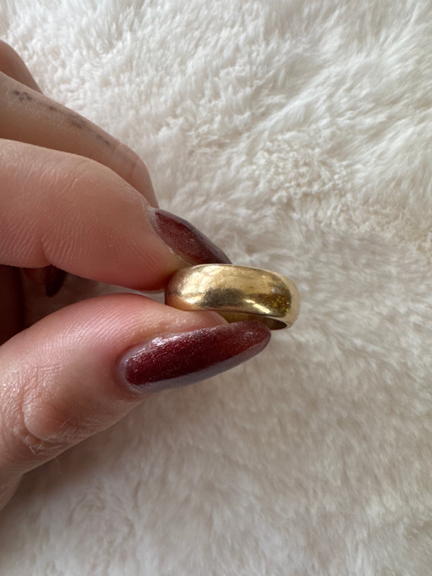 heavy vintage 14k yellow gold comfort band